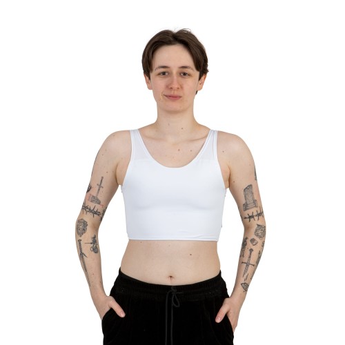 Binder sport wąskie ramiączka na modelu z przodu.