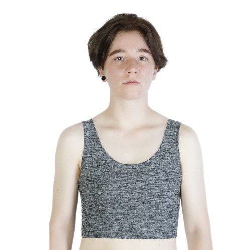 Binder sport wąskie ramiączka na modelu z przodu.