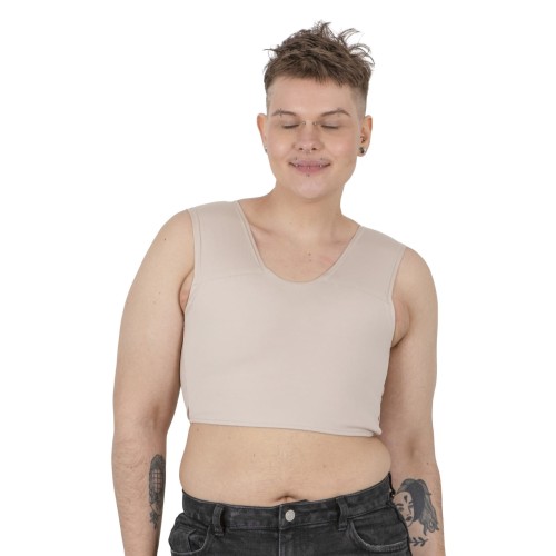 Binder Sport beżowy, krótki na modelu z przodu.